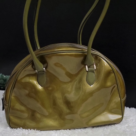 Two Browns Italy Patent Shoulder Bag - Picture 6 of 16